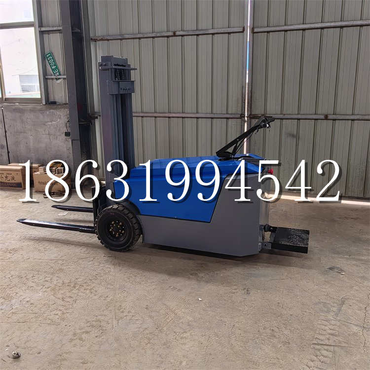 兴城市全电动叉车插腿式堆高车液压装卸车1.5吨升高小型站驾式铲车